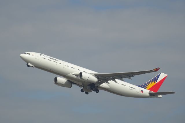 Airbus A330-300 (RP-C8764)