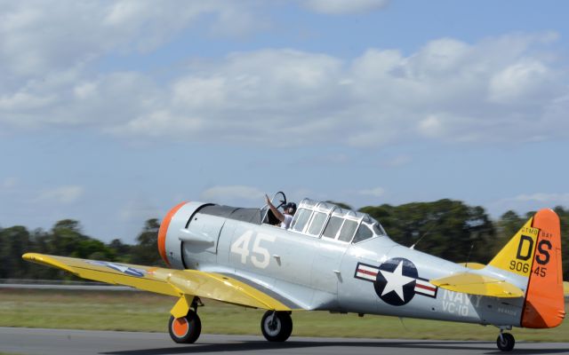 Raytheon Texan 2 (N645DS) - 2014 Tico Air Show