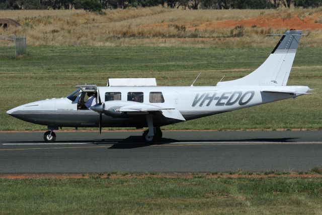 Piper Aerostar (VH-EDO)