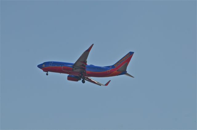 Boeing 737-700 (N906WN) - On finals into 05L MMMX