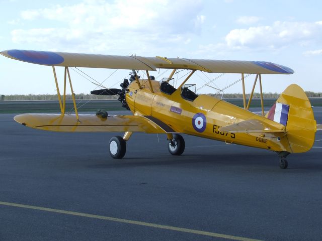 C-GKUE — - Sitting on the ramp - 13 May 2012