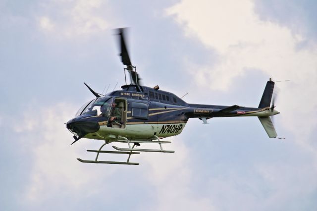 Bell JetRanger (N740HP) - Tennessee Highway Patrol Aviation Unit maneuvering at the Lebanon Municipal Airport on June 1, 2017.