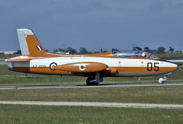 A7005 — - AUSTRALIA - AIR FORCE - COMMONWEALTH CA-30 (MB-326H) - REG : A7-005 (CN CA30-05) - EDINBURGH RAAF BASE ADELAIDE SA. AUSTRALIA - YPED 11/9/1984