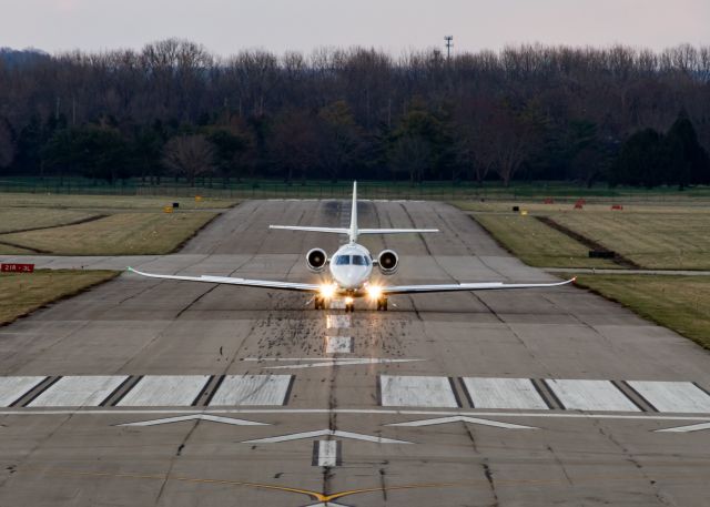 Cessna Citation Latitude (N526QS) - A NetJets Citation Latitude lands on 25 at Lunken Airport.