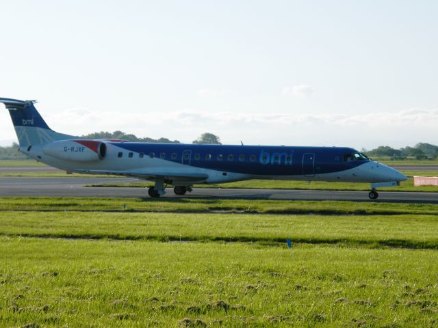 Embraer ERJ-145 (G-RJXF)