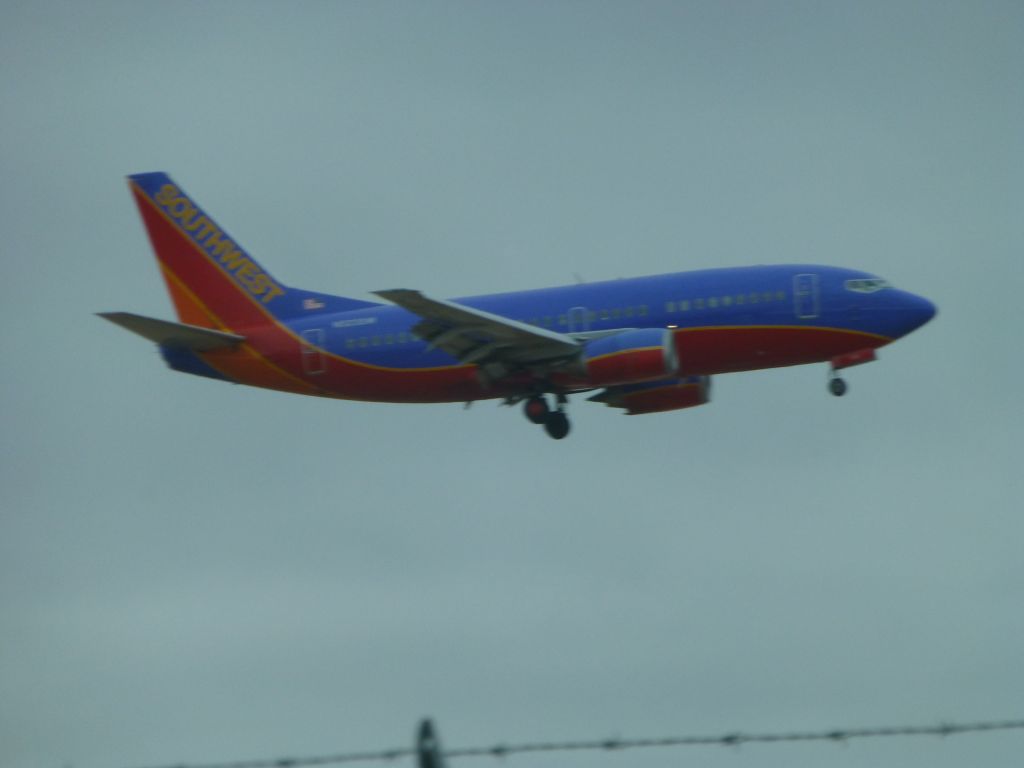 Boeing 737-500 (N525SW)