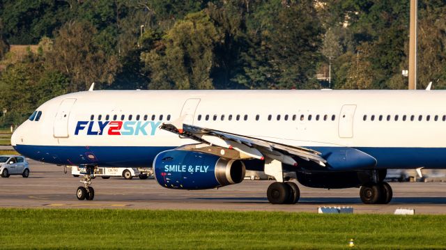 Airbus A321 (LZ-FSC)