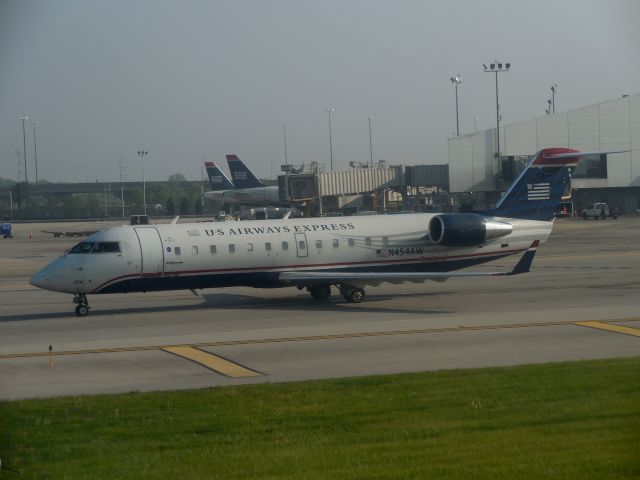 Canadair Regional Jet CRJ-200 (N454AW)