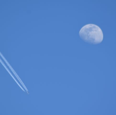 58-0094 — - Moon shot over NM