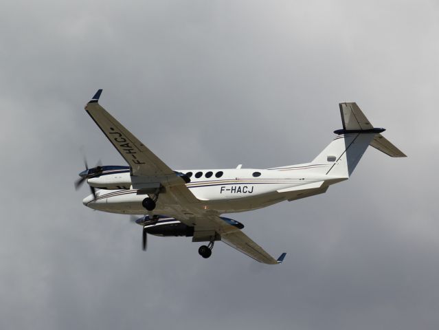 Beechcraft Super King Air 350 (F-HACJ)