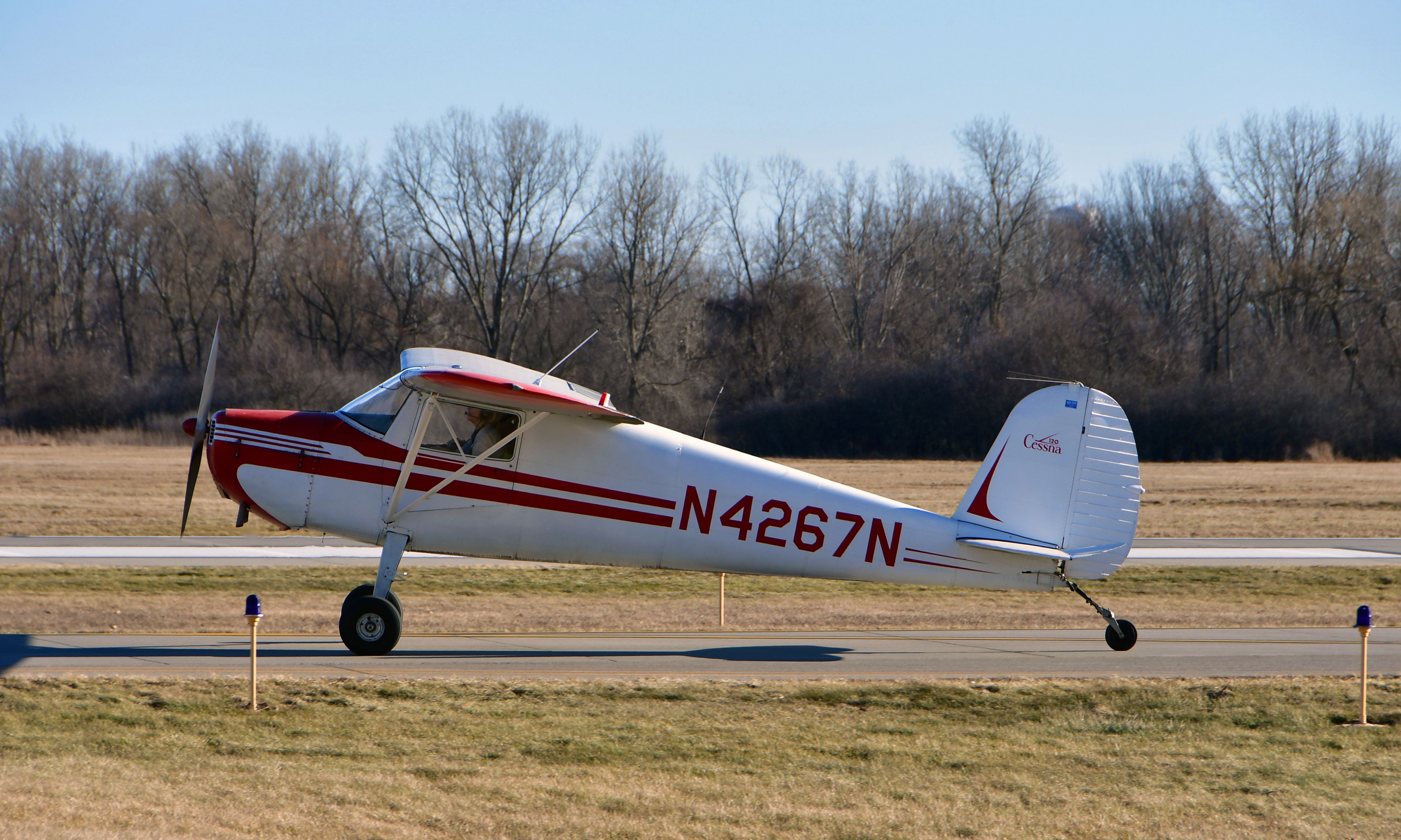 Cessna 120 (N4267N) - Cessna 120 N4267N in Ann Arbor 