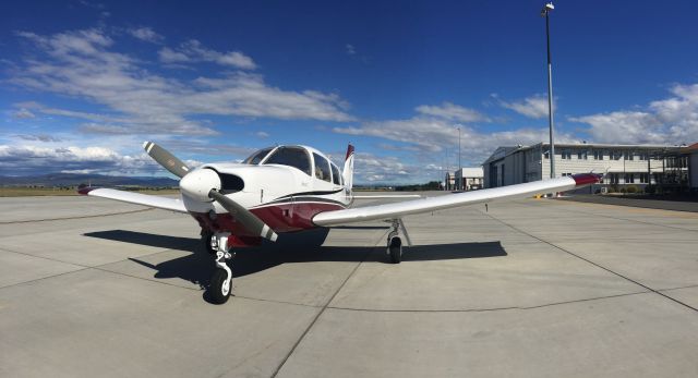 Piper Cherokee (VH-IGL) - 1976 Piper Arrow