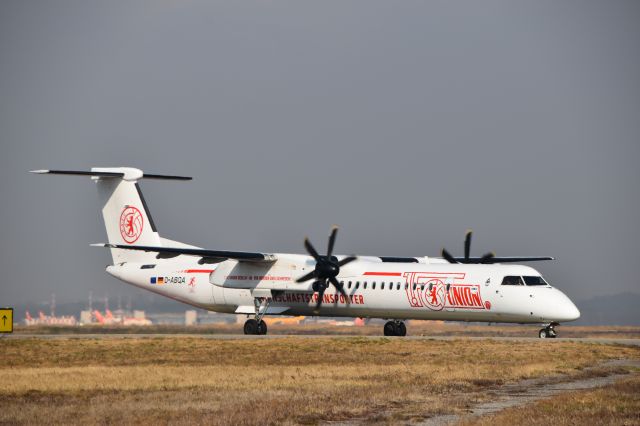 de Havilland Dash 8-400 (D-ABQA)