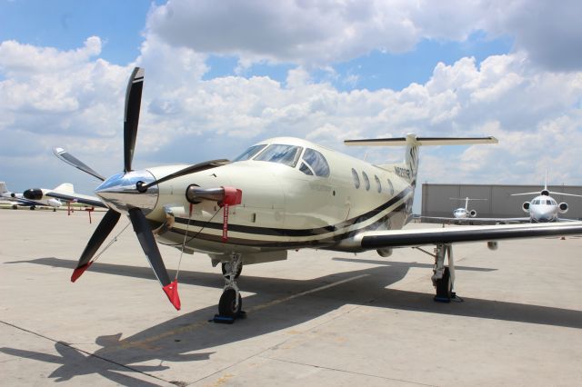 Pilatus PC-12 (N629SR)