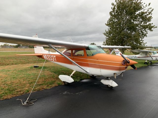 Cessna Skyhawk (N5333T)