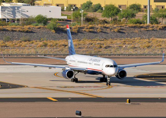 Boeing 757-200 (N909AW)