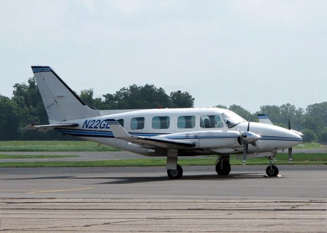 Piper Navajo (N22GE) - At Downtown Shreveport.