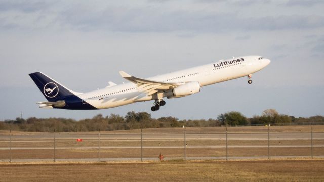 Airbus A330-300 (D-AIKR) - D-AIKR departing KAUS 17L.