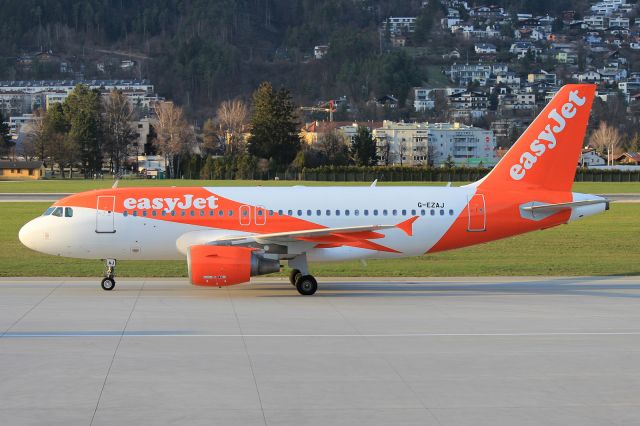 Airbus A319 (G-EZAJ)