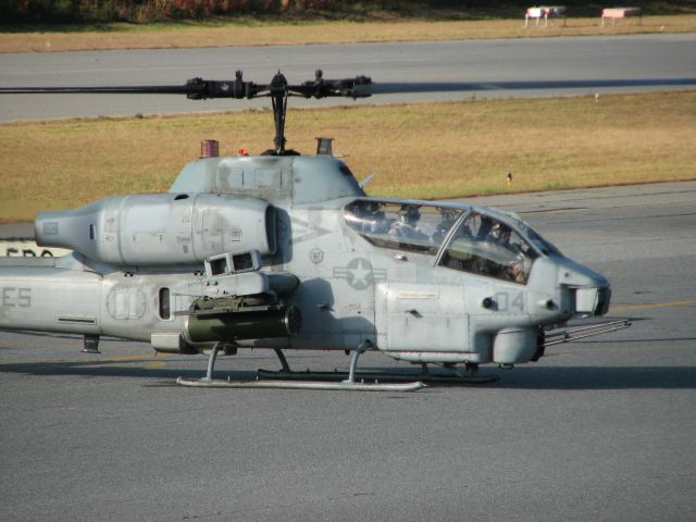 16-5393 — - U.S. Marines AH-1W Cobra, HMLA-269 form Jacksonville NC stopped by for a visit.