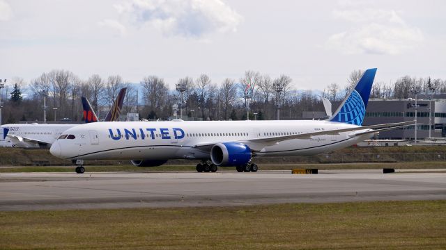 BOEING 787-10 Dreamliner (N13014) - BOE49 taxis to the Boeing North ramp after a KPAE to KMWH to KPAE flight on 3.14.23. (B787-10 / ln 1114 / cn 40940).