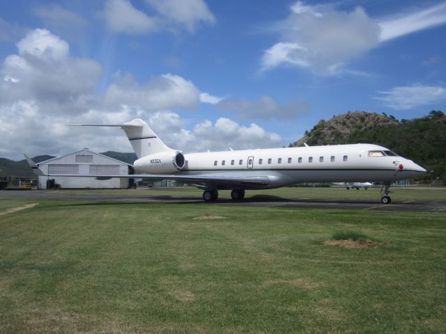 Bombardier Global 5000 (N53GX)