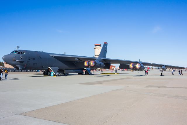 Boeing B-52 Stratofortress (61-0035)