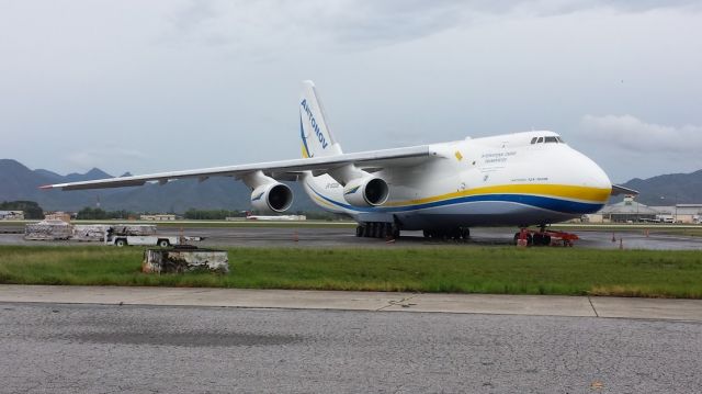 Antonov An-124 Ruslan (UR-82008)