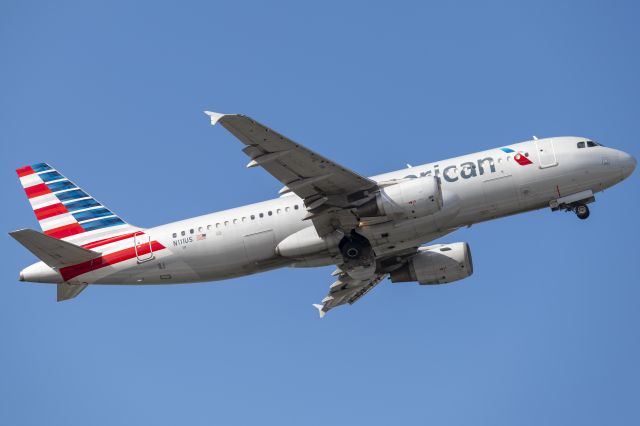 Airbus A320 (N111US) - 13R departure