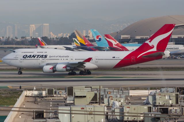 Boeing 747-400 (VH-OEE)