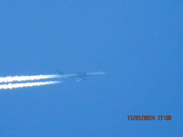 BOEING 757-300 (N595NW)
