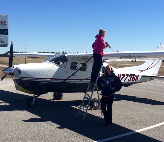 Cessna P210 Pressurized Centurion (N7736K)