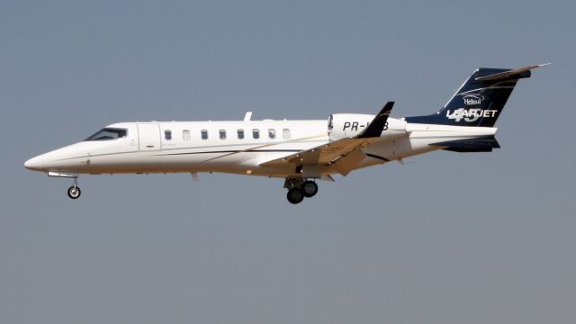 Learjet 45 (PR-LEB)