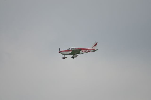 Piper Cherokee (N5938W) - Arrival to Oshkosh Airventure 2018 on runway 36