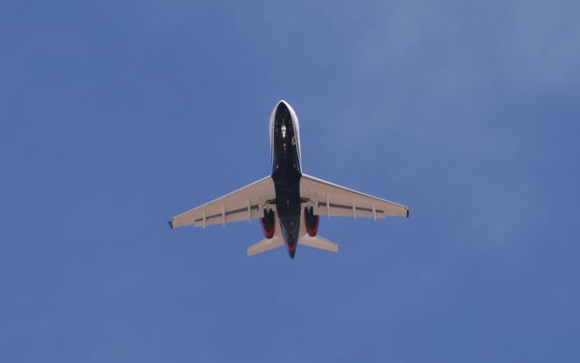 Bombardier Challenger 300 (N300WK)