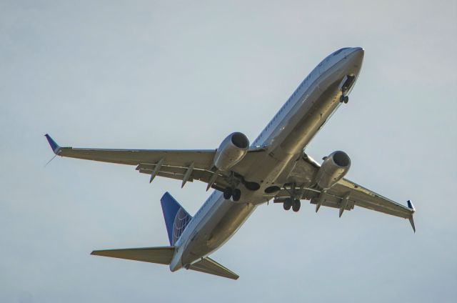 Boeing 737-900 (N66893) - N66893, a 2016 B737-900 hull number 42197 over Quincy, MA. Brand new bird...