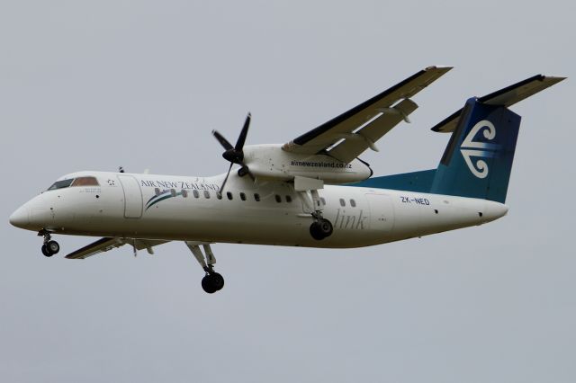 de Havilland Dash 8-400 (ZK-NED)