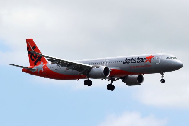 Airbus A321neo (VH-OYD)
