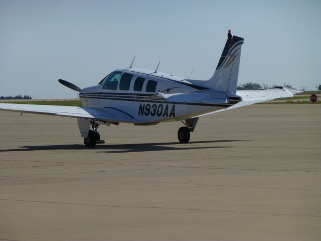 Beechcraft Bonanza (36) (N930AA)
