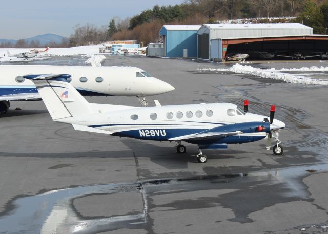 Beechcraft Super King Air 200 (N28VU)