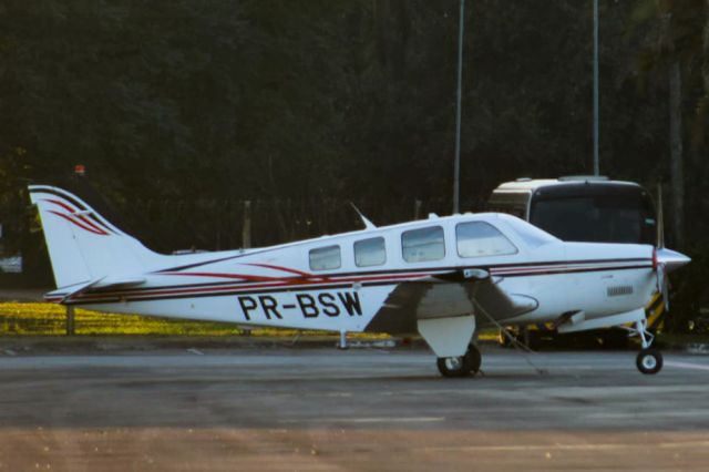 Beechcraft Bonanza (36) (PR-BSW)