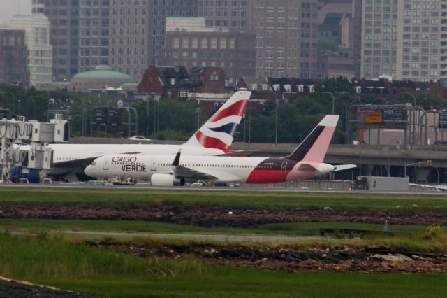 Boeing 757-200 (D4-CCG)