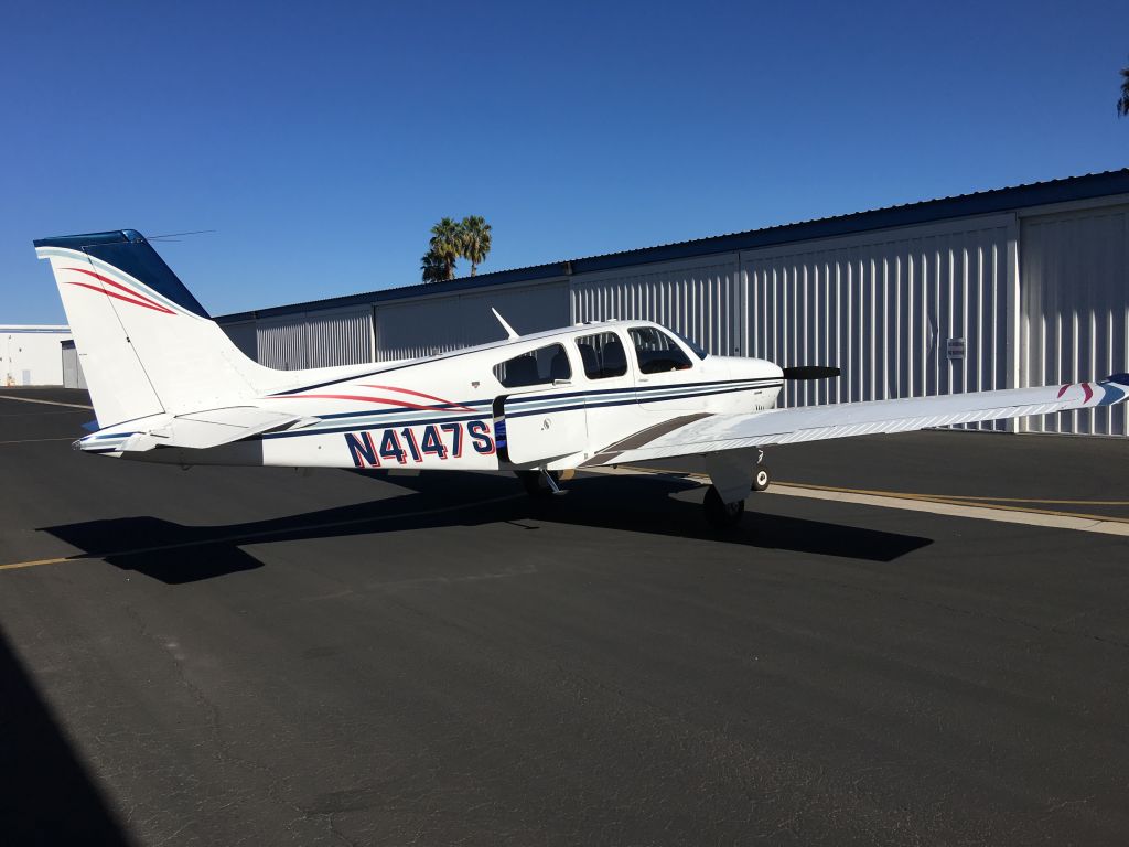 Beechcraft Bonanza (33) (N4147S)