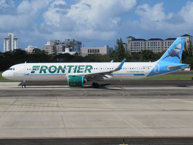 Airbus A320 (N607JB)