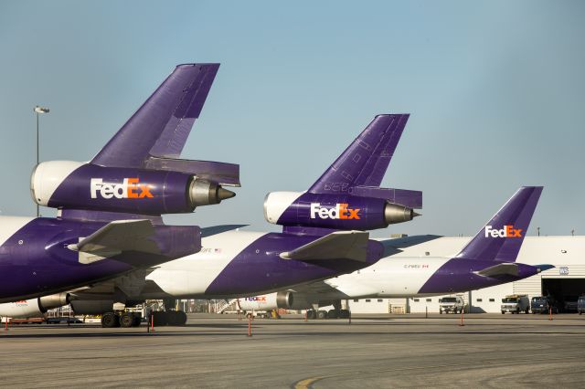 Boeing 757-200 (C-FMEU) - Fedex cargo facilty at Pearson Intl. Airport 