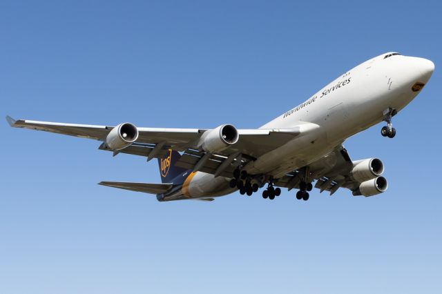 Boeing 747-400 (N577UP)