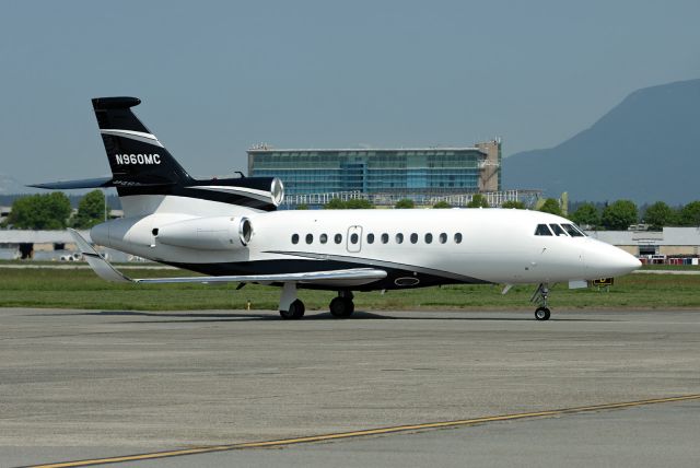 Dassault Falcon 900 (N960MC)