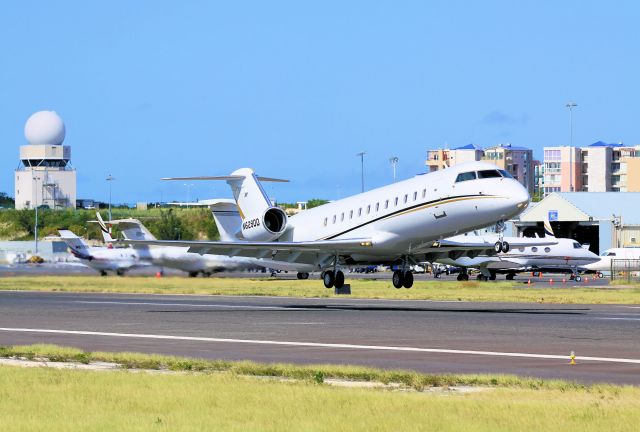 Canadair Regional Jet CRJ-200 (N629DD)