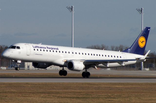 EMBRAER 195 (D-AEBP)