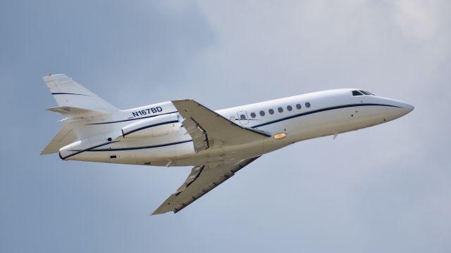 Dassault Falcon 900 (N167BD) - Trijet! Anytime a tri-holer comes to town, Im happy.  From the RDU observation deck, 6/14/18.